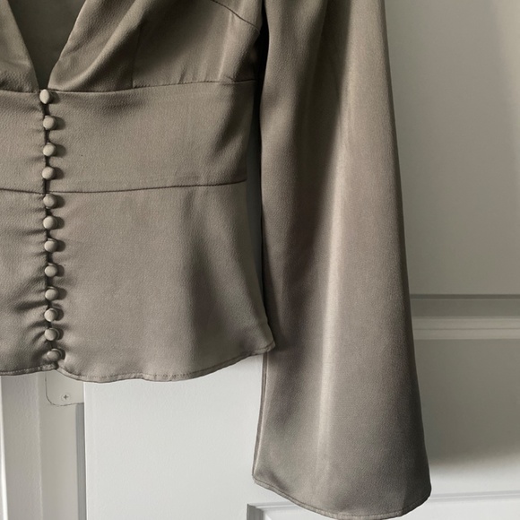 Finders sage blouse - Picture 2 of 4